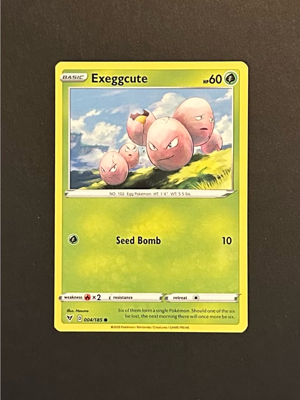 Exeggcute Pokémon Card - 004/185 Vivid Voltage